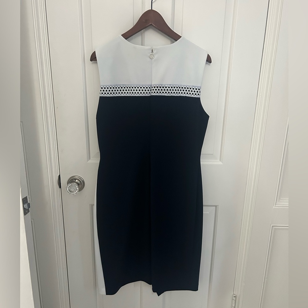 Tommy Hilfiger Navy and White Knee Length Dress - Picture 2 of 6